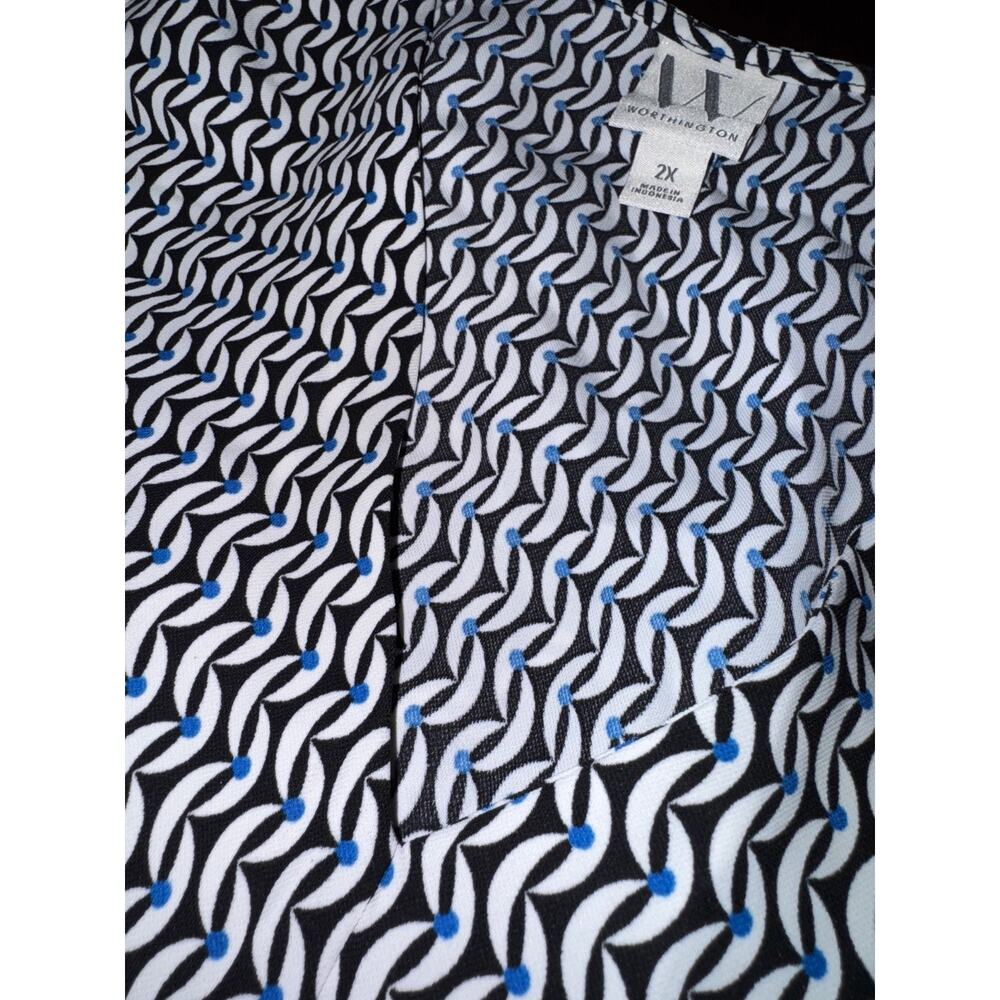 Worthington Women’s Blouse 2X Black White Blue Geometric Print V-Neck Top